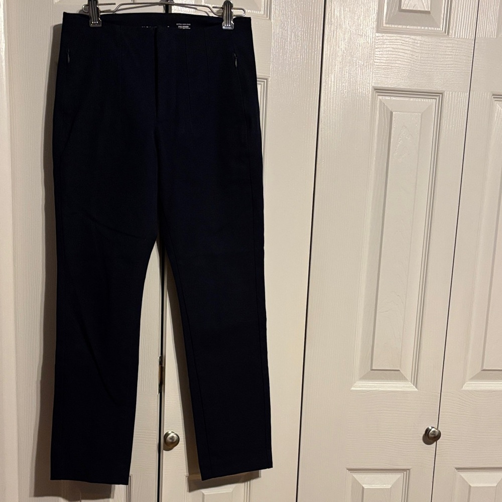 Old Navy Extra High-Waisted Polished Pixie Skinny Pants in navy size 0 NWOT